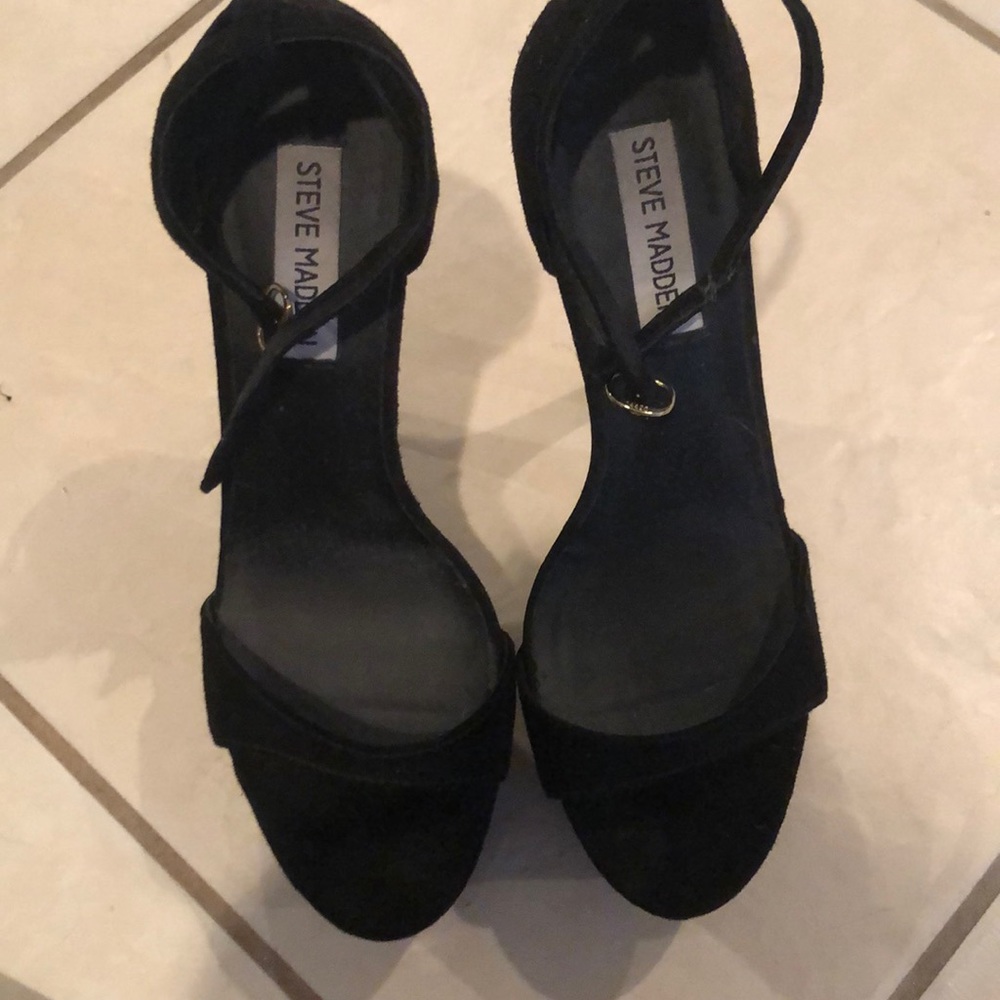 Steve Madden suede heels.